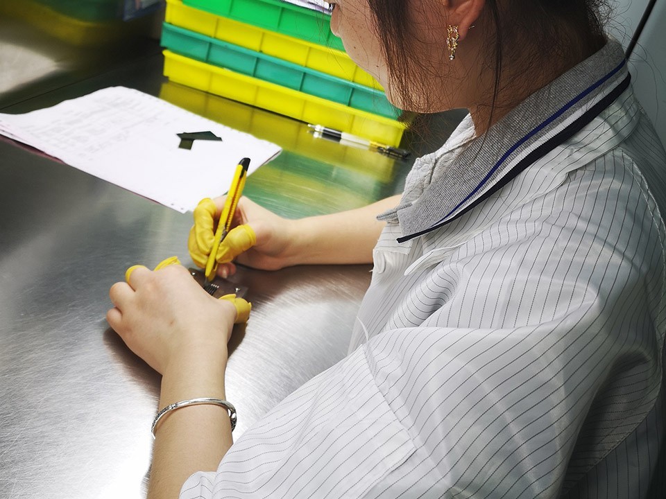 真空硬汉视频黄色版硬汉视频在线官网下载免费版厂家，五金真空电镀,硬汉视频APP官网下载研发检测中心-百格测试