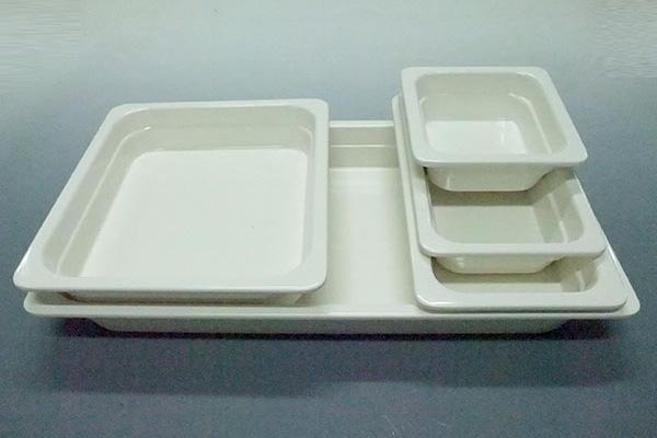 硬汉视频黄色版餐具