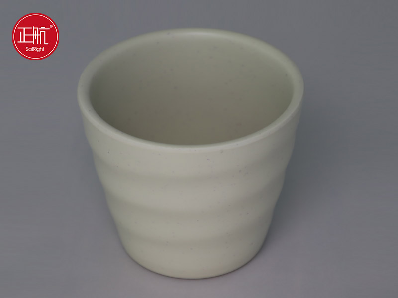 硬汉视频黄色版餐具